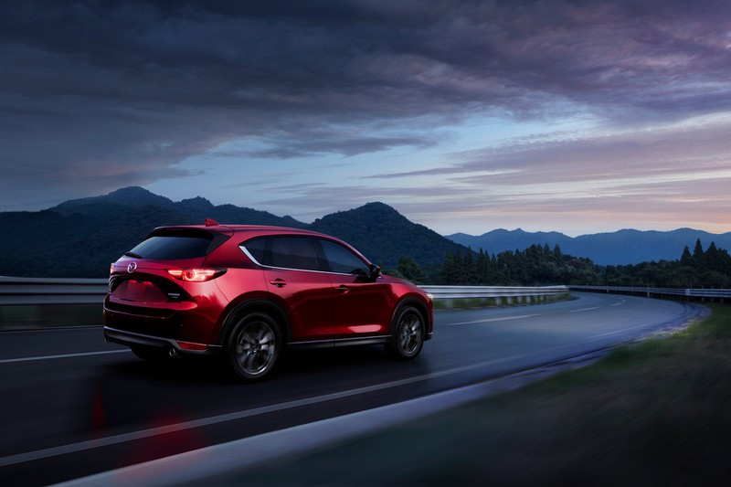 mazda cx-5 2021 thay doi, nang cap nhung gi? hinh 1