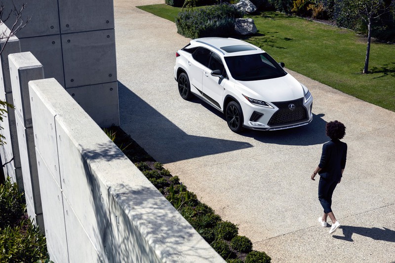 lexus rx 2021 khong thay doi nhieu, them phien ban black line hinh 8
