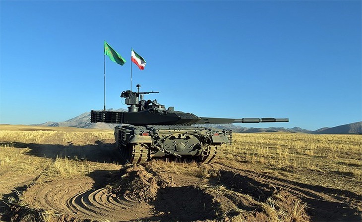 suc manh xe tang co kha nang mang ten lua dan duong cua iran hinh 8