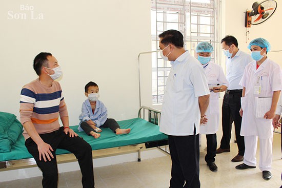 4 benh nhan nghi nhiem virus corona o son la da duoc ra vien hinh 1