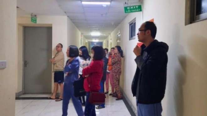 dich corona: chung cu linh dam bao chay am i nua dem vi dot bo ket  hinh 1