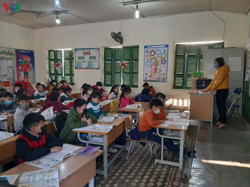 ha noi tiep tuc cho hoc sinh nghi hoc phong chong dich covid-19 hinh 1
