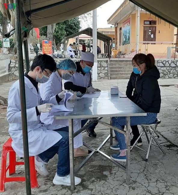 ha giang tiep nhan 22 cong dan do trung quoc trao tra hinh 1