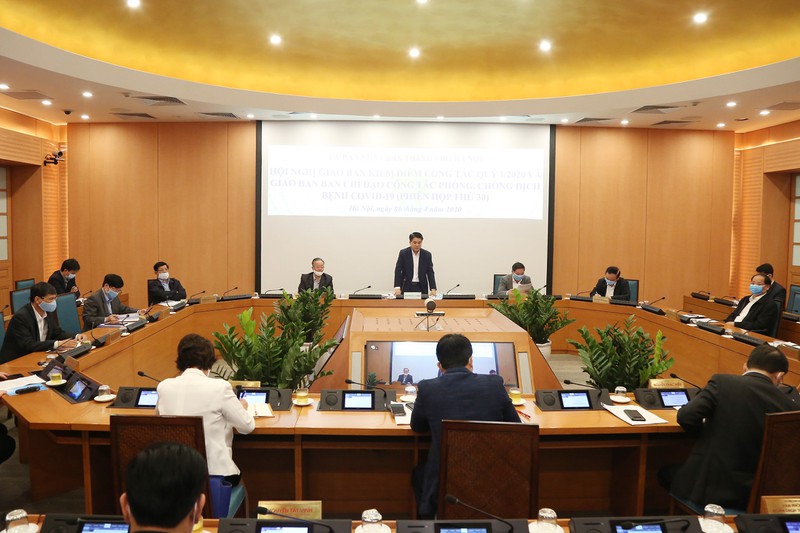 ha noi: cat giam 5% chi thuong xuyen, don gian tthc, don luc phong chong covid-19 hinh 2