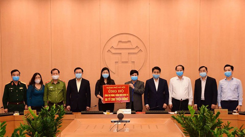 neu nguoi dan ha noi van do ra duong, cach ly xa hoi khong co tac dung hinh 2