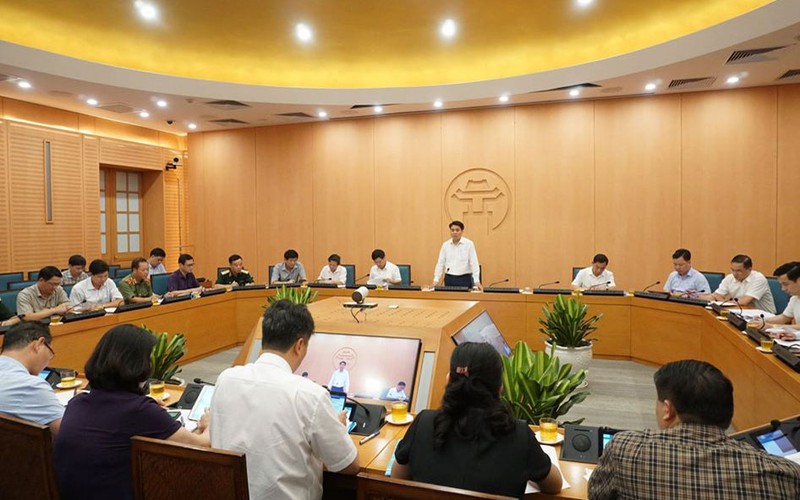 nghi kha nang nhan vien y te o hai duong co dau hieu lay nhiem hinh 1