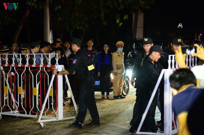 chong covid-19 nhu chong giac, khong co cho cho lo la, vo trach nhiem hinh 1