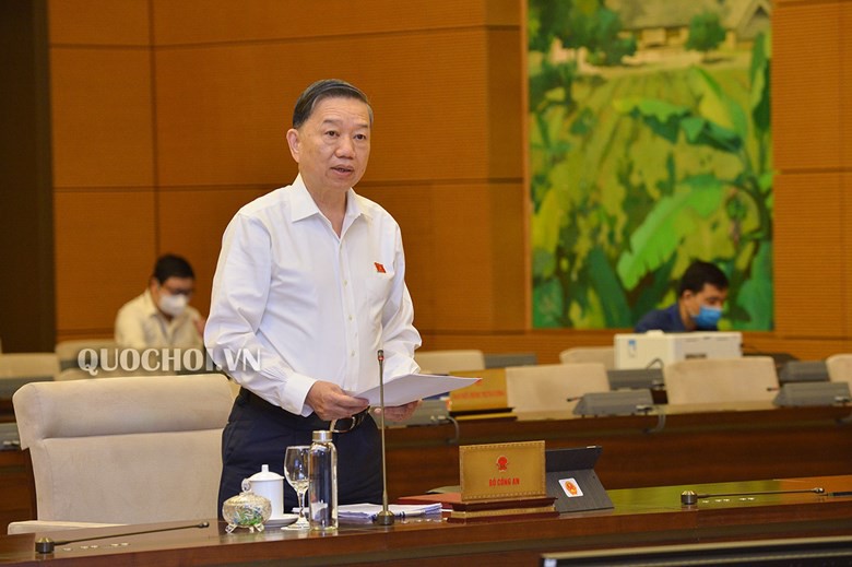 uy ban thuong vu quoc hoi dong y bo so ho khau hinh 1