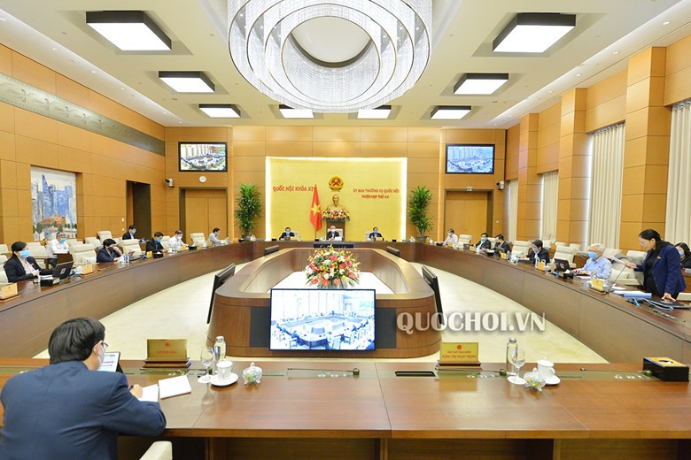 can nhac de xuat ha noi chi thu nhap tang them cho can bo hinh 1