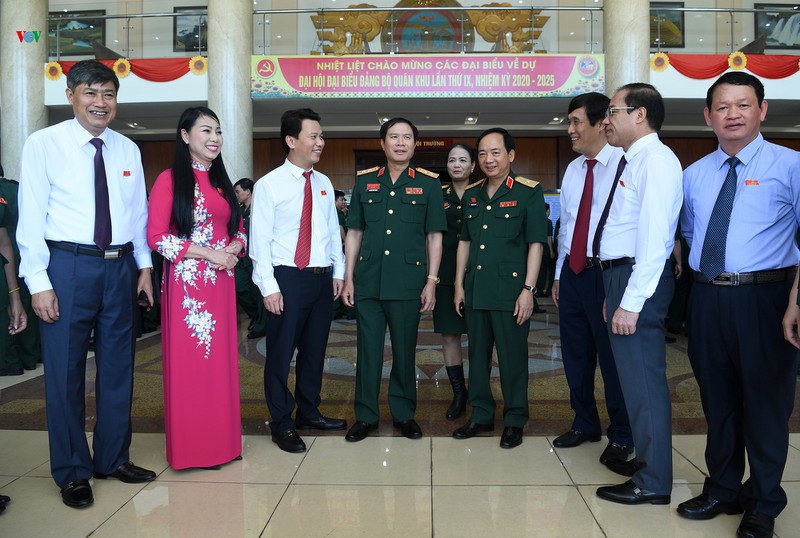 be mac dai hoi dai bieu dang bo quan khu 2 hinh 3