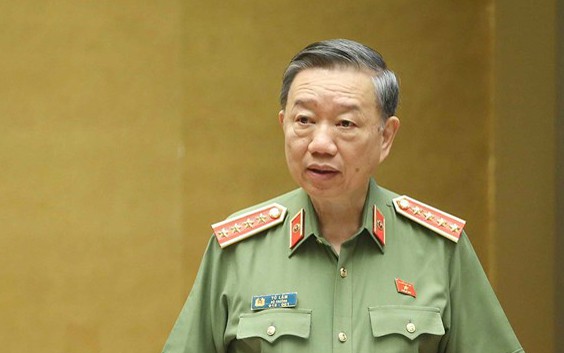 bo truong cong an to lam "sot ruot" ve 2 du an luat hinh 1