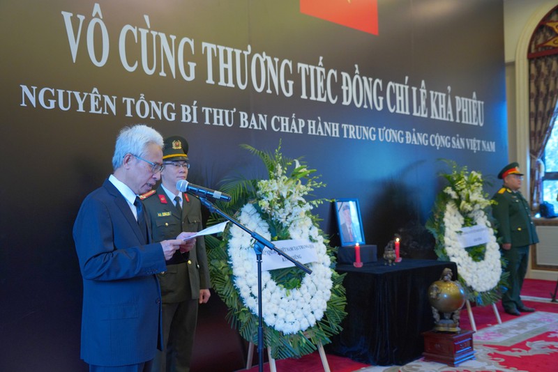 le vieng nguyen tong bi thu le kha phieu hinh 8