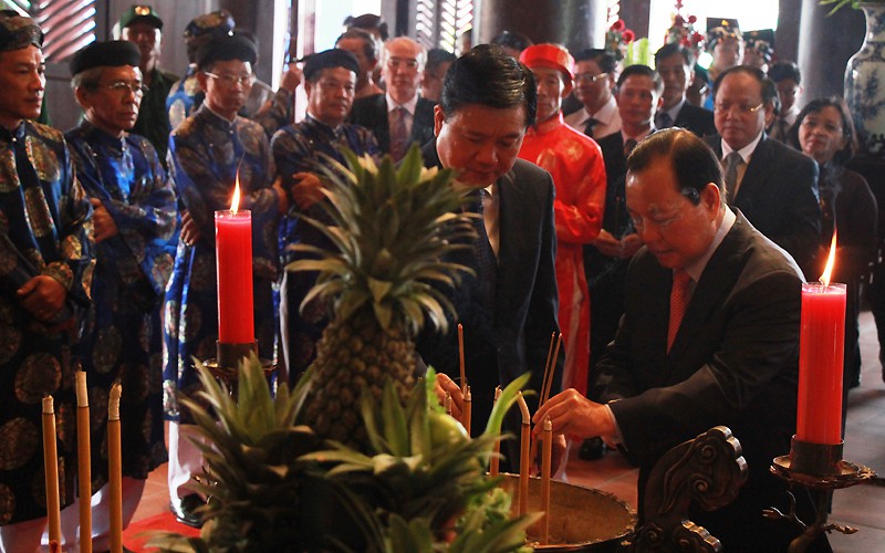 khanh thanh den tho duc le thanh hau nguyen huu canh hinh 3