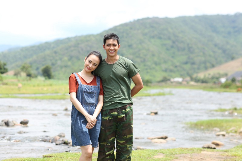 angela phuong trinh hanh phuc nam tay "nguoi tinh"  vo canh  hinh 8