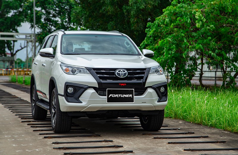 ve nha don tet cung toyota hinh 2