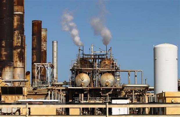 opec + co the tiep tuc cat giam san luong dau do virus corona hinh 1