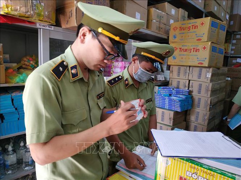 tang cuong kiem soat thi truong, on dinh cac mat hang chong dich hinh 1