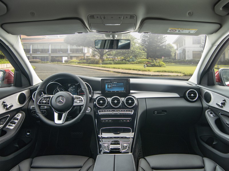 mercedes-benz c180 "gia re" duoc trang bi nhung gi? hinh 3