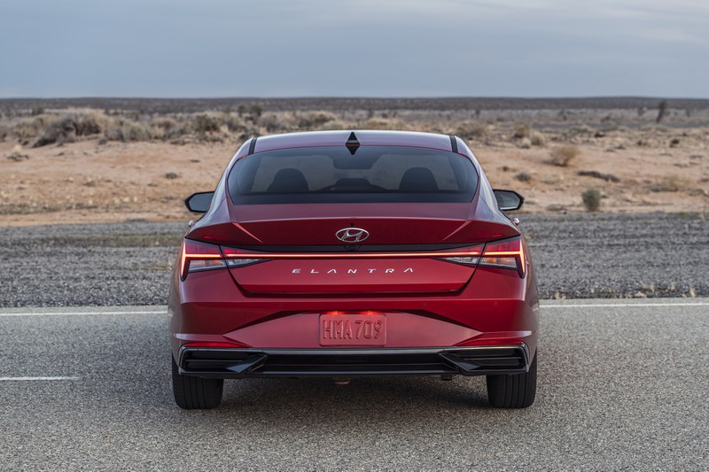 hinh anh chi tiet hyundai elantra 2021 vua ra mat hinh 6