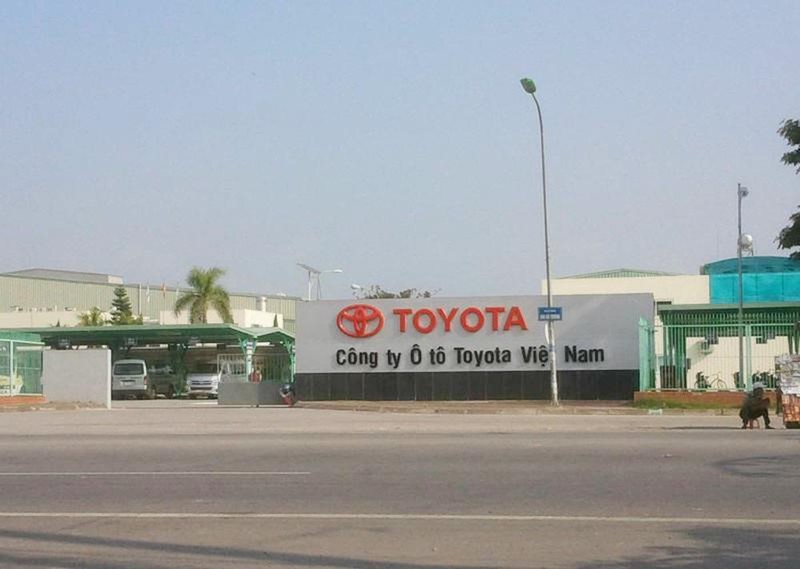 them mot hang xe tai viet nam tam ngung san xuat ung pho voi covid-19 hinh 1