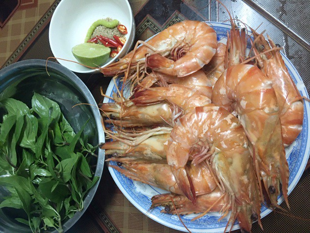 tom su tu nhien "khong lo" ram ro ve sai gon, gia re chua tung thay hinh 3