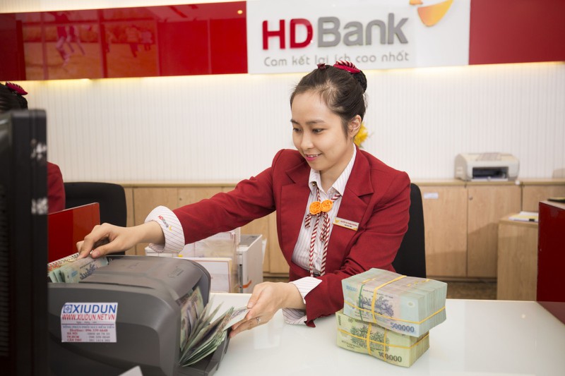hdbank danh hang ngan ty dong tai tro chuoi kinh doanh xang dau hinh 2