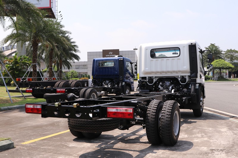 hyundai mighty ex8 gt chinh thuc gioi thieu tai viet nam hinh 2