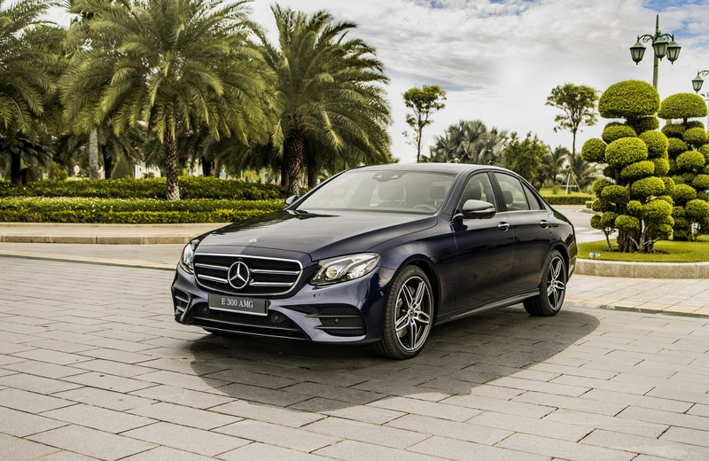 mercedes e 300 amg – thay doi dinh kien ve e-class hinh 1
