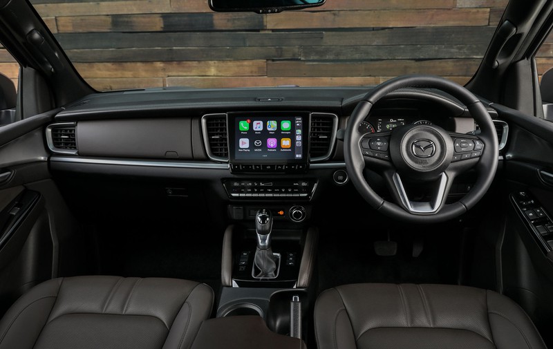 mazda bt-50 2021 thiet ke hoan toan moi chinh thuc ra mat hinh 8