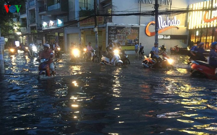 de xuat nha dau tu xay nha cao tang, chung cu phai dong phi chong ngap hinh 3