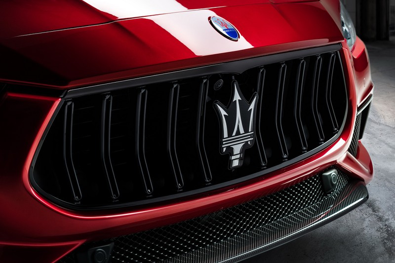 ngam 3 mau maserati trofeo doc dao vua trinh lang hinh 8
