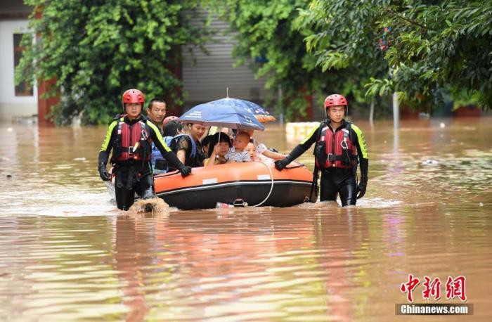 trung quoc chuan bi "don" bao so 7 hinh 1