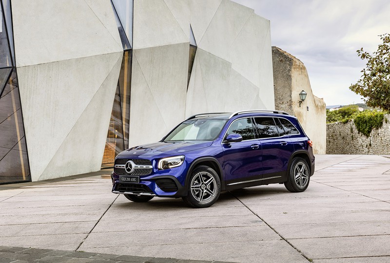 hinh anh chi tiet mercedes-benz glb 200 amg gia gan 2 ty dong hinh 1