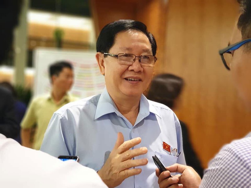 "ne nang, cam tinh thi se khong tim ra nguoi de tinh gian bien che" hinh 2