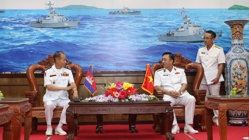 phoi hop tuan tra chung giua hai quan viet nam va campuchia hinh 3