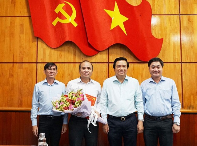 long an, hoa binh bo nhiem nhan su moi hinh 1