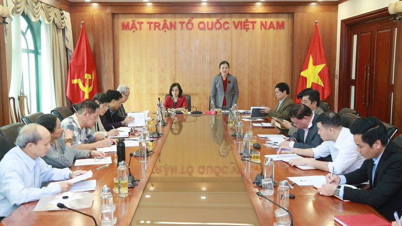 ra mat hoi dong tu van ve dan toc hinh 1