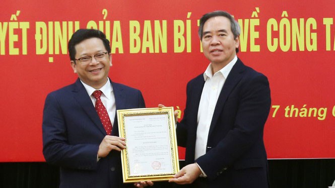 ong nguyen duc hien giu chuc pho truong ban kinh te trung uong. hinh 1