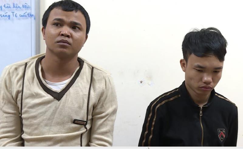 vua ra tu, 2 thanh nien lai ru nhau di buon ma tuy hinh 2