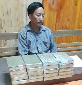 mang 20 banh heroin tu son la ve thanh hoa lay 30 trieu dong hinh 1