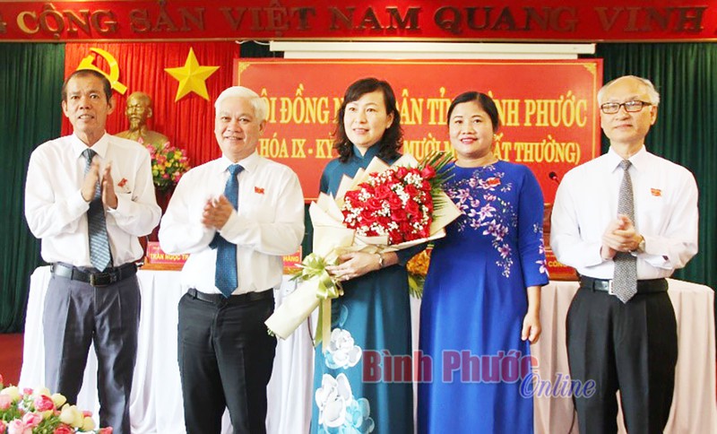 ba huynh thi hang giu chuc chu tich hdnd tinh binh phuoc hinh 1