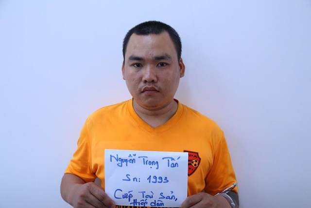 bo mat that cua bac si thu y gay ra 15 vu cuop, hiep dam hinh 1