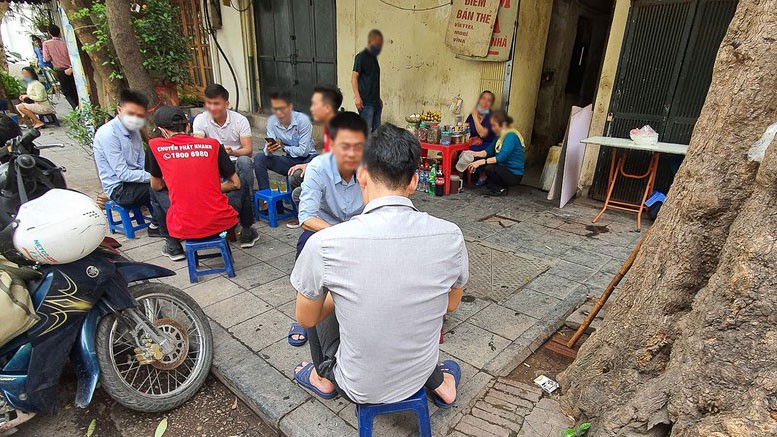 quan xa "pha rao" trong phong chong dich covid-19 se bi xu ly the nao? hinh 1
