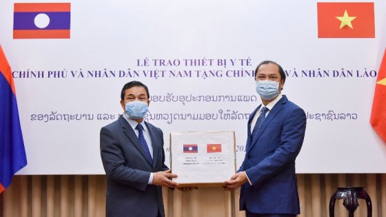 bo truong y te lao cam on viet nam ho tro phong chong covid-19 hinh 1