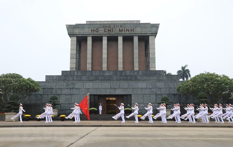 le thuong co tren quang truong ba dinh ky niem 45 nam thong nhat hinh 12