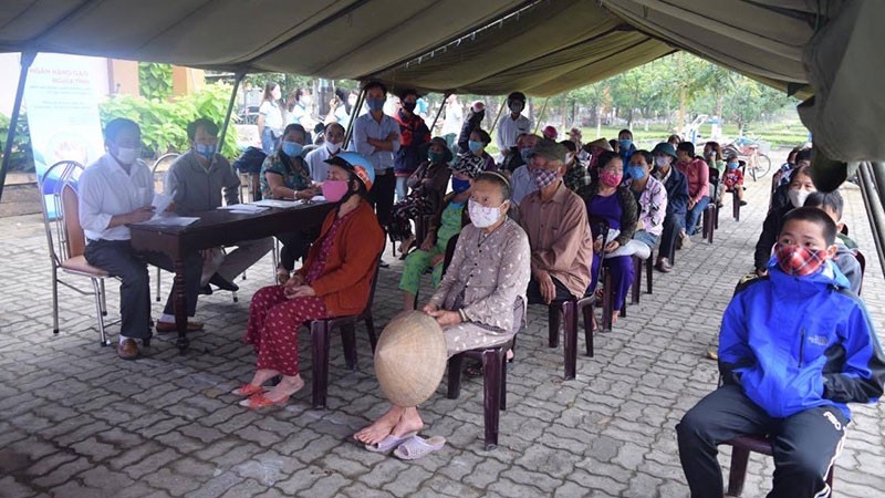 "ngan hang gao nghia tinh" cua vietinbank den voi nguoi ngheo tphcm hinh 2
