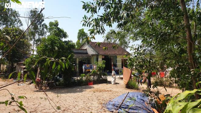 nong 24h: mot thanh nien bi chem chet trong cuoc hon chien kinh hoang hinh 5