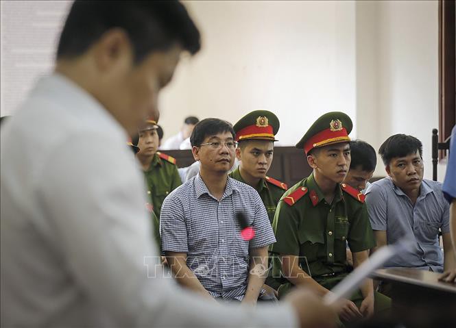 nong 24h: mot thanh nien bi chem chet trong cuoc hon chien kinh hoang hinh 6
