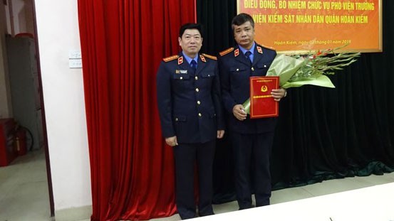  gia han tam dinh chi cong tac pho vien truong vien kiem sat hoan kiem hinh 1