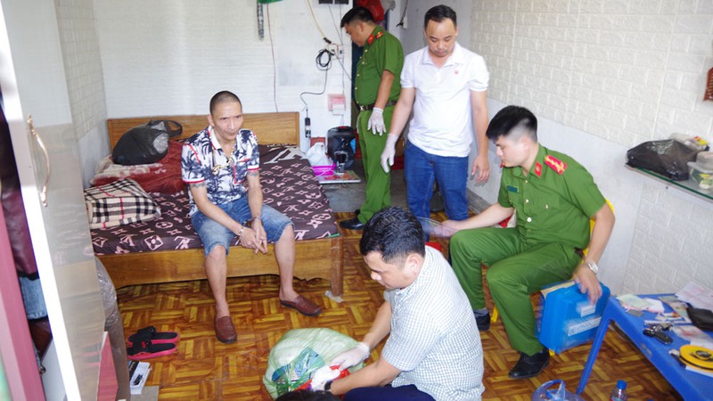 tam giu doi tuong mua ban trai phep chat ma tuy hinh 1